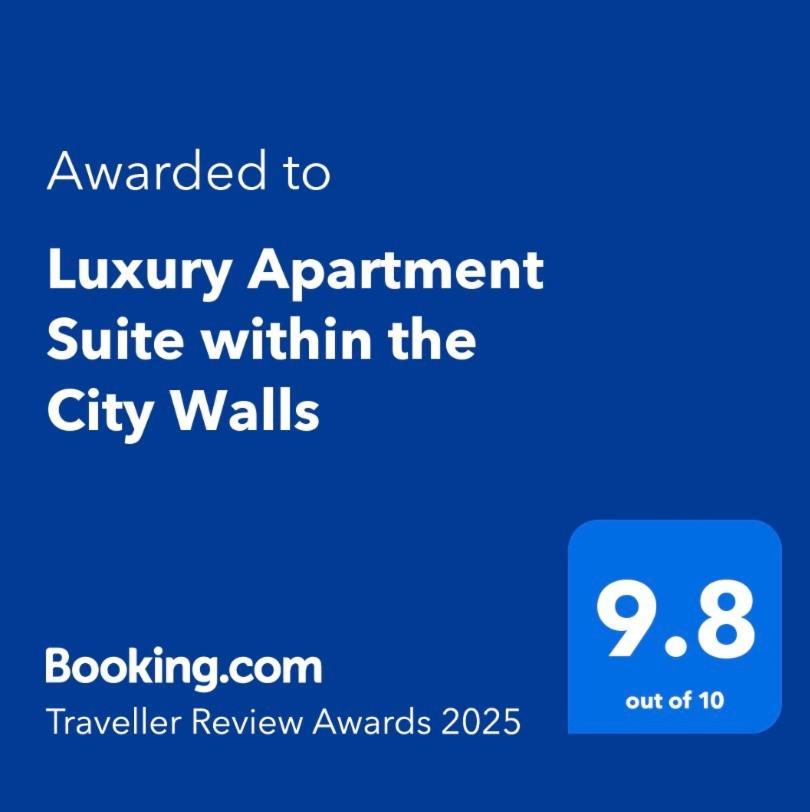 Luxury Apartment Suite Within The City Walls ยอร์ค ภายนอก รูปภาพ